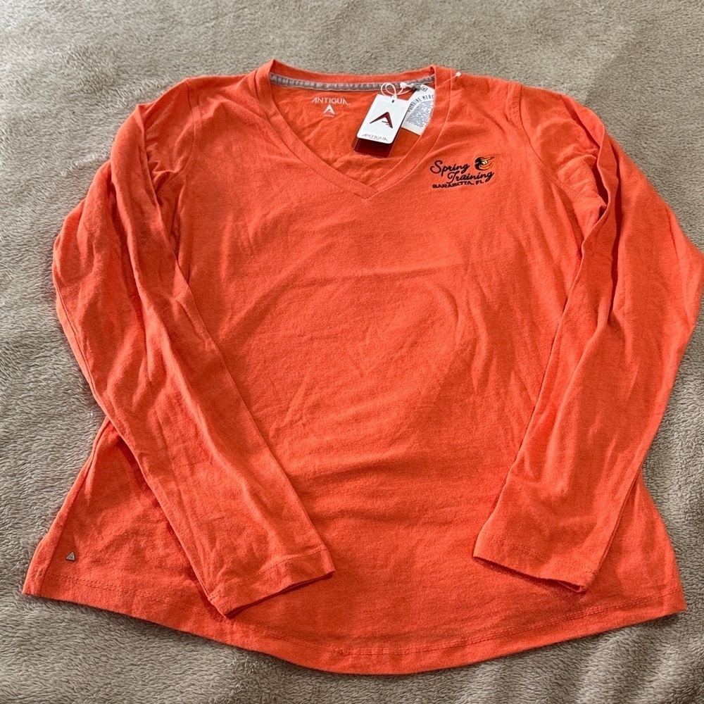 NWT Antigua MBL Baltimore Orioles Vivid Long Sleeve V Neck Spring Training Shirt